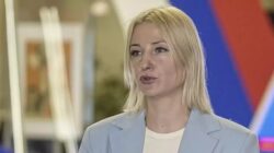 163OWX yekaterina duntsova menjanjikan perdamaian hak hak perempuan dan bangsa yang lebih baik