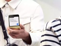Galaxy Z Flip6: Komunikasi Tanpa Batasan Bahasa dengan 3 Fitur AI On Device