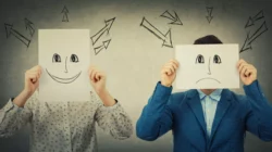 15 Alasan Orang Introvert Terlihat Menarik, No. 5 Bikin Penasaran!