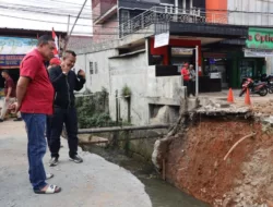 Wali Kota Bekasi Tinjau Perbaikan Jembatan dan Polder Air
