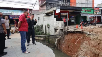 Wali Kota Bekasi Tinjau Perbaikan Jembatan dan Polder Air